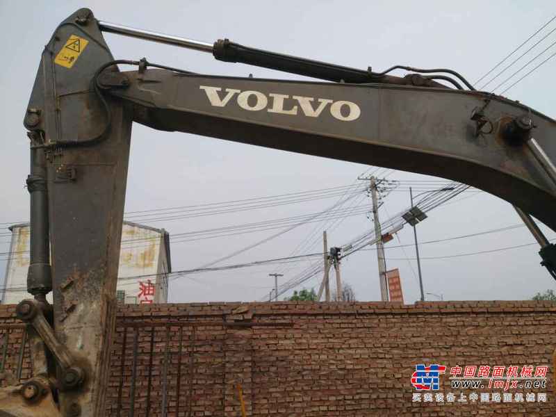 山东出售转让二手9000小时2012年沃尔沃EC210BLC挖掘机