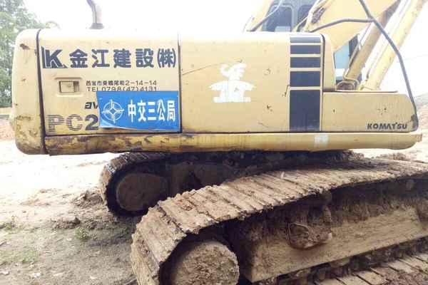广东出售转让二手24800小时2003年小松PC200挖掘机
