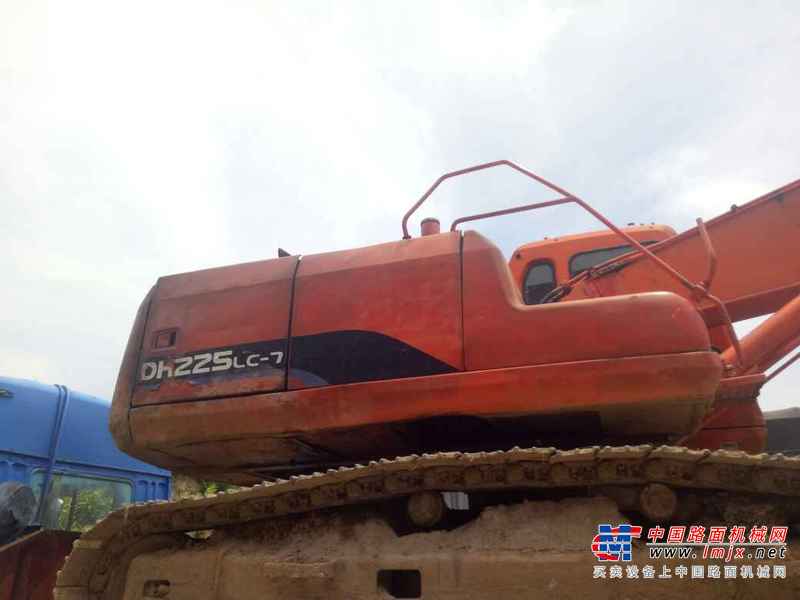 江西出售转让二手12000小时2005年斗山DH220LC挖掘机