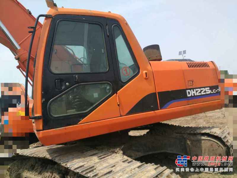 吉林出售转让二手10000小时2009年斗山DH225LC挖掘机