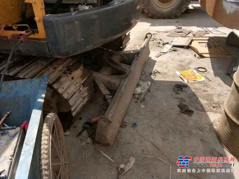 甘肃出售转让二手12000小时2009年振宇ZY80挖掘机