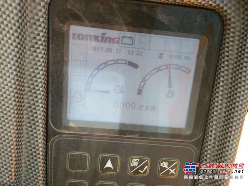 山东出售转让二手1590小时2014年龙工LG6060D挖掘机