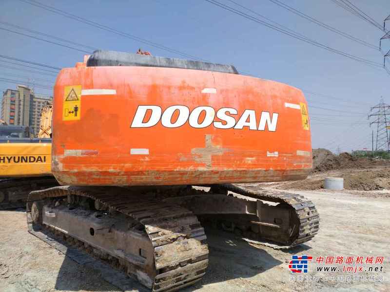 吉林出售转让二手9000小时2009年斗山DH225LC挖掘机