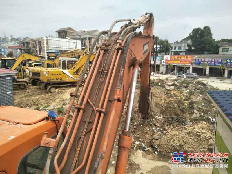 云南出售转让二手13000小时2005年大宇DH220LC挖掘机