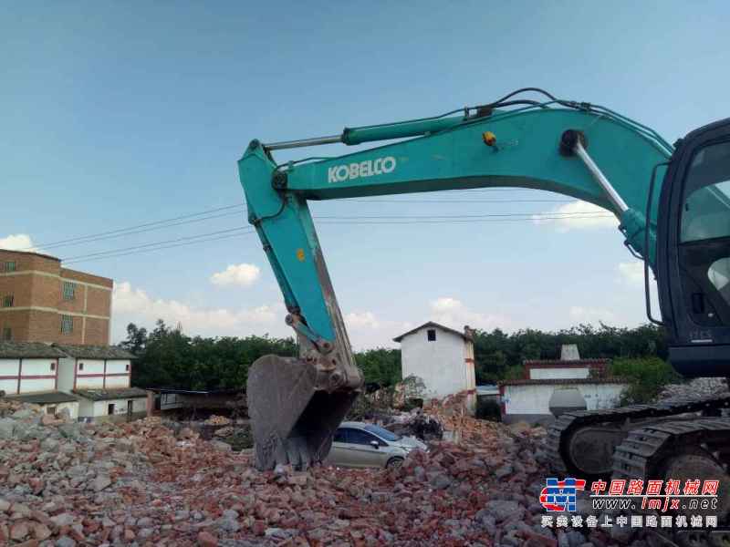 云南出售转让二手6627小时2011年神钢SK250挖掘机