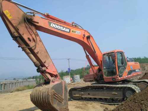 河北出售转让二手5400小时2012年斗山DH300LC挖掘机
