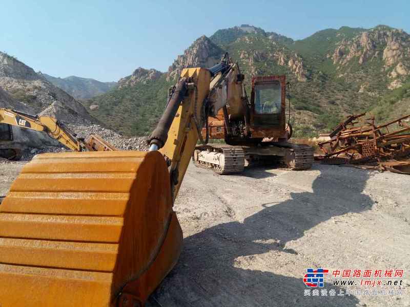 山西出售转让二手8500小时2009年卡特彼勒320D挖掘机