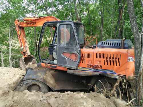 河北出售转让二手6000小时2011年恒特重工轮挖HTL120挖掘机