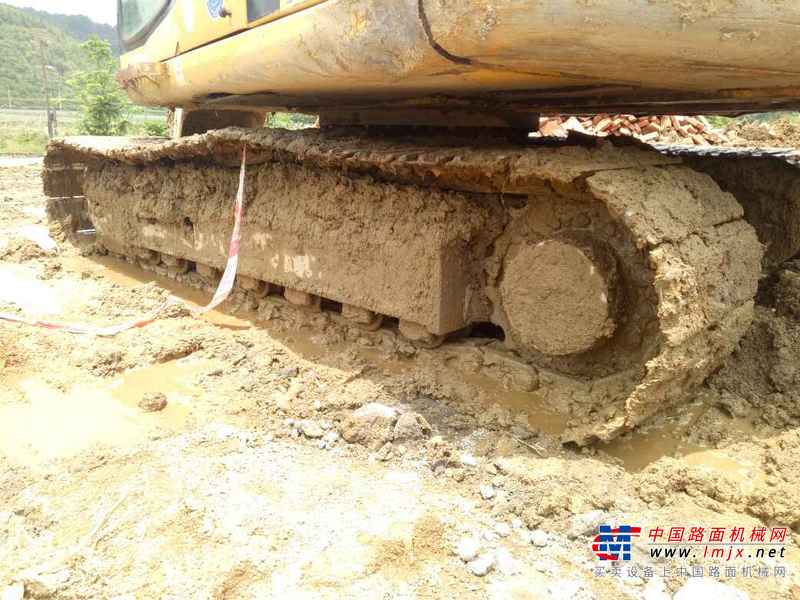 广东出售转让二手17800小时2005年小松PC120挖掘机