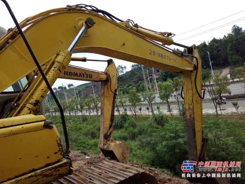 江西出售转让二手13000小时2004年住友SH120挖掘机