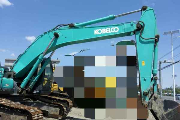 辽宁出售转让二手9000小时2012年神钢SK210LC挖掘机