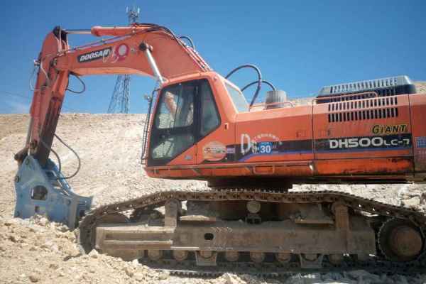 河北出售转让二手15000小时2010年斗山DH500LC挖掘机