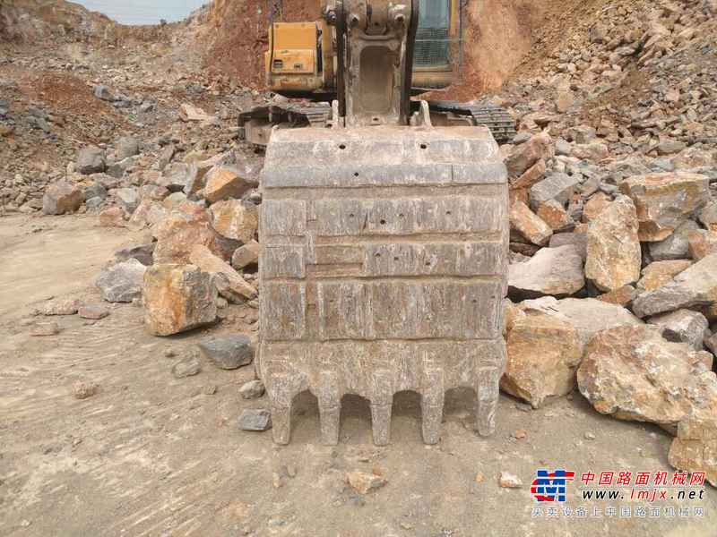 山东出售转让二手17000小时2007年现代R225LC挖掘机