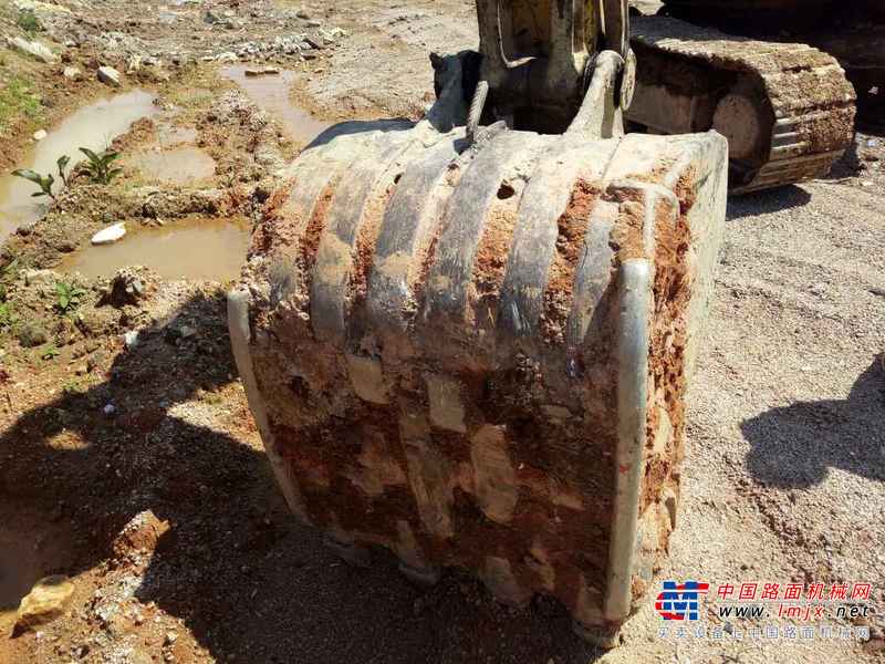 江西出售转让二手15000小时2005年小松PC120挖掘机