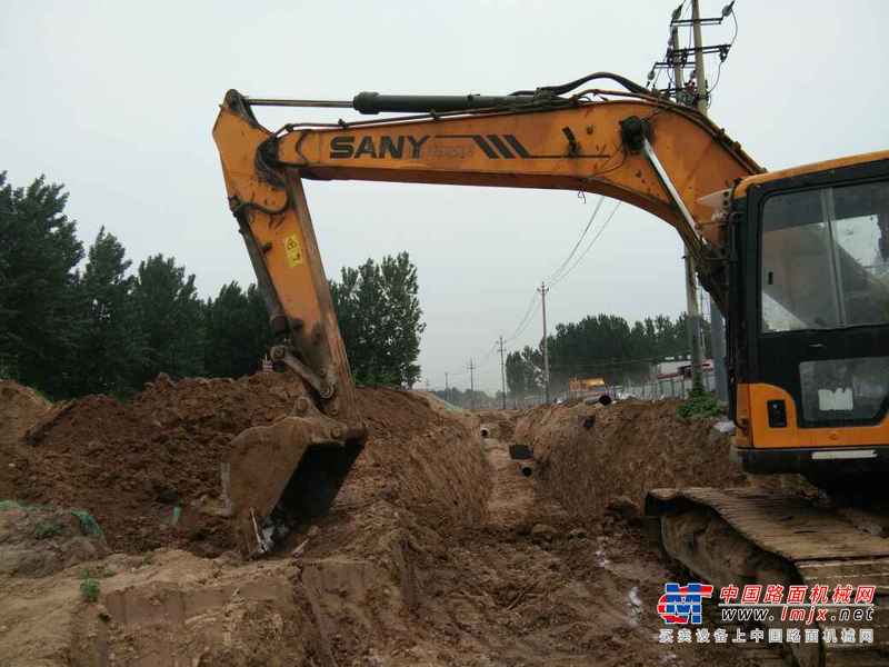 河南出售转让二手5000小时2011年三一重工SY215C挖掘机