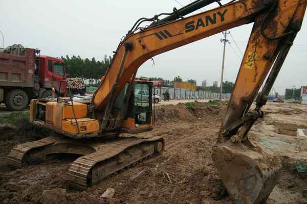 河南出售转让二手5000小时2011年三一重工SY215C挖掘机