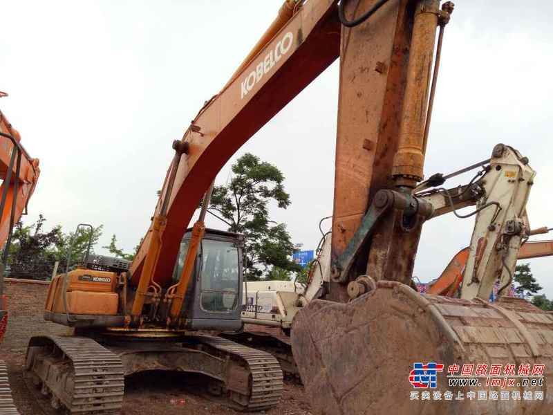 云南出售转让二手8900小时2009年神钢SK350LC挖掘机
