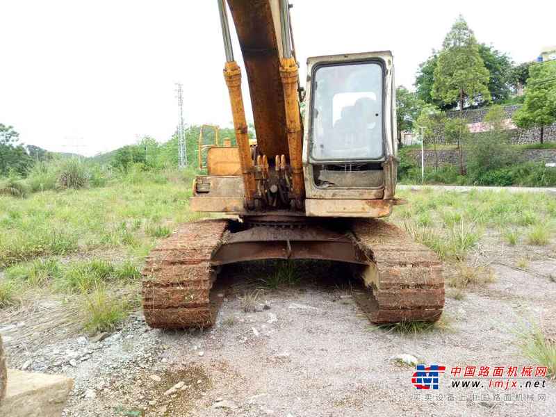 广东出售转让二手16900小时2003年加藤HD700VII挖掘机