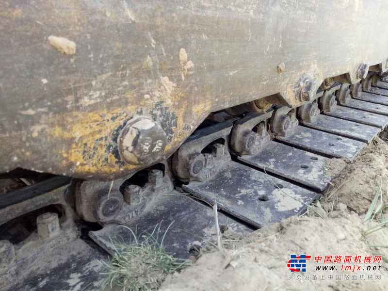宁夏出售转让二手13000小时2012年龙工LG6060挖掘机