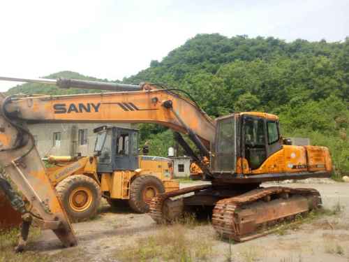 江西出售转让二手8600小时2011年三一重工SY305C挖掘机