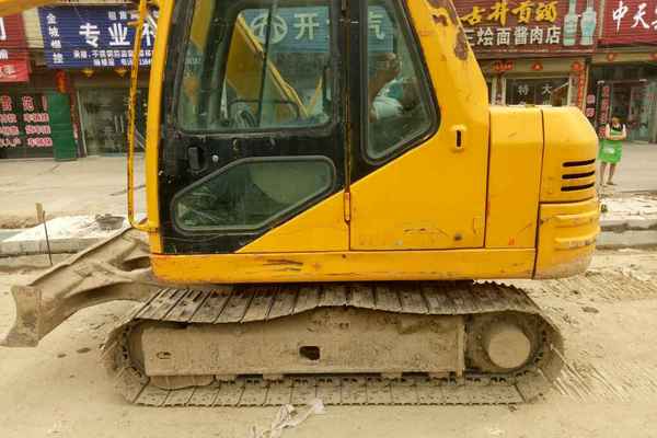 河南出售转让二手5000小时2008年斗山DH80挖掘机