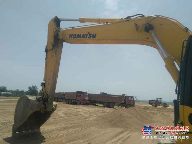 河南出售转让二手6453小时2012年小松PC240LC挖掘机