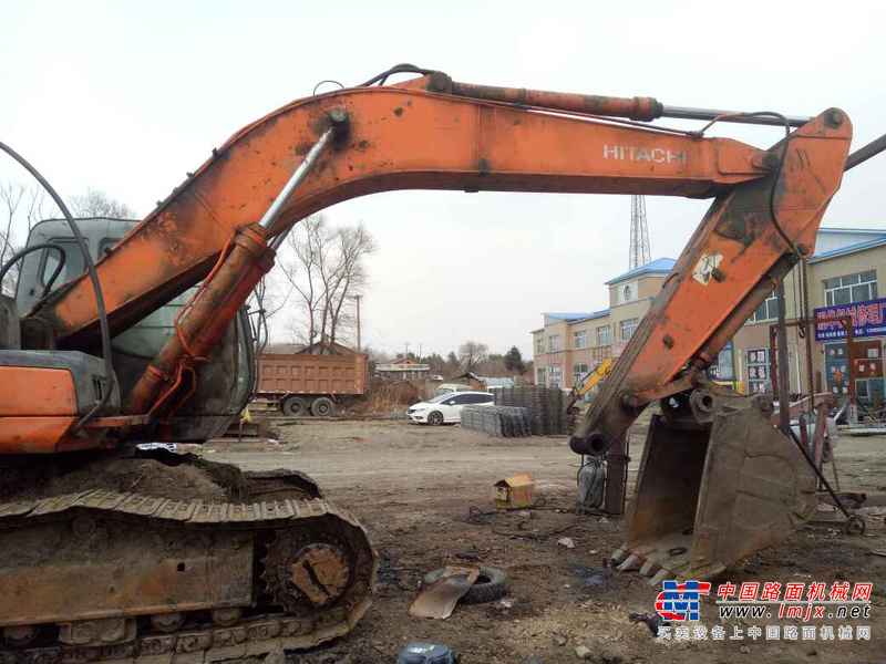 黑龙江出售转让二手20000小时2005年日立EX330挖掘机