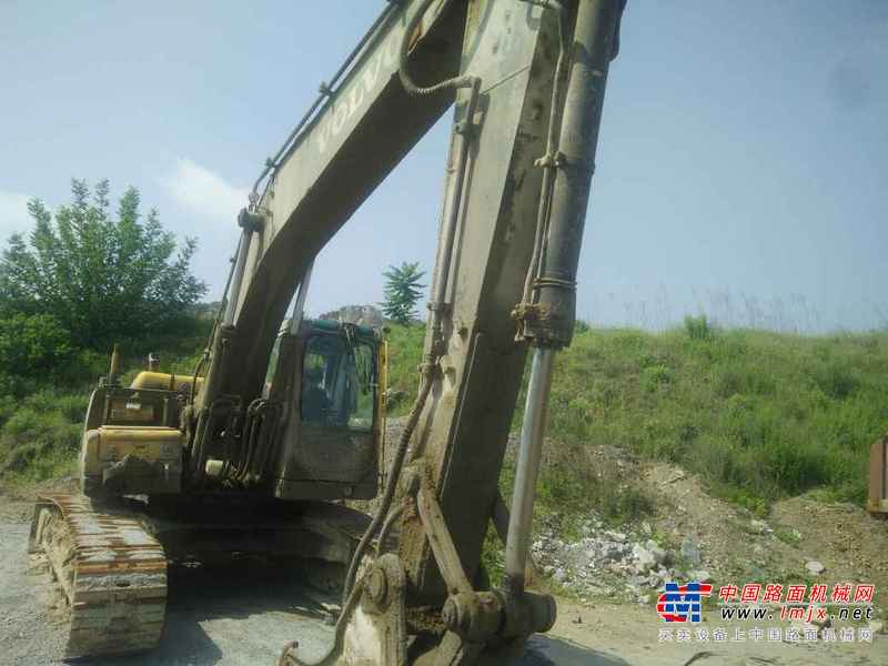 湖北出售转让二手22000小时2006年沃尔沃EC210BLC挖掘机