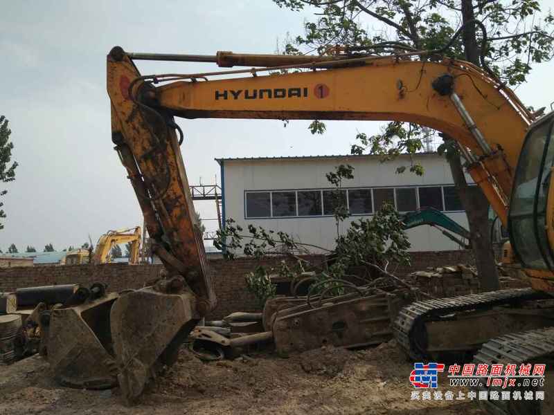 河北出售转让二手10000小时2007年现代R190LC挖掘机