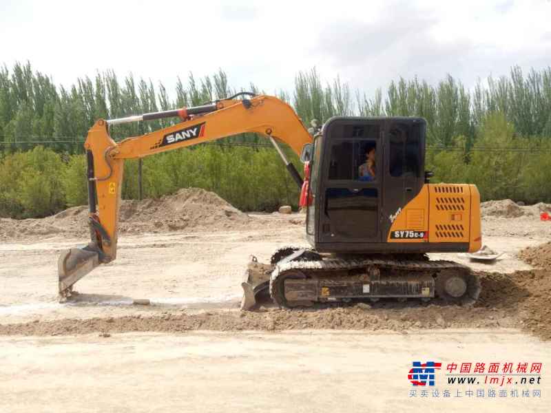 宁夏出售转让二手3000小时2014年三一重工SY75C挖掘机