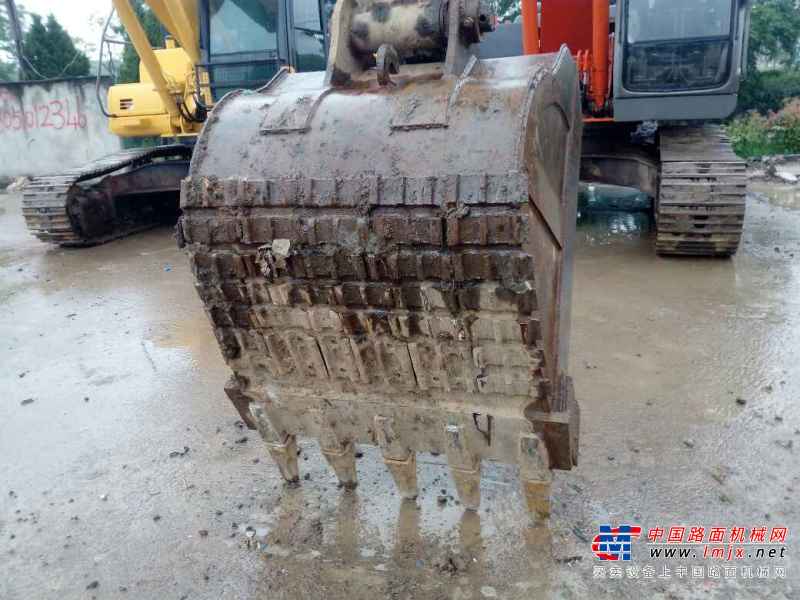 浙江出售转让二手10000小时2008年日立ZX200挖掘机