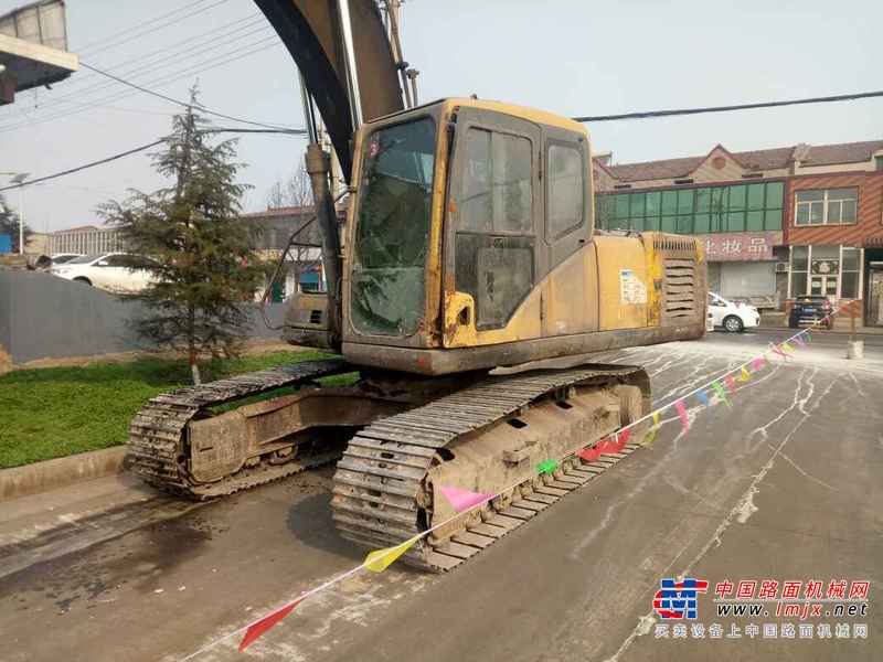 山西出售转让二手15000小时2006年徐挖XCG200挖掘机