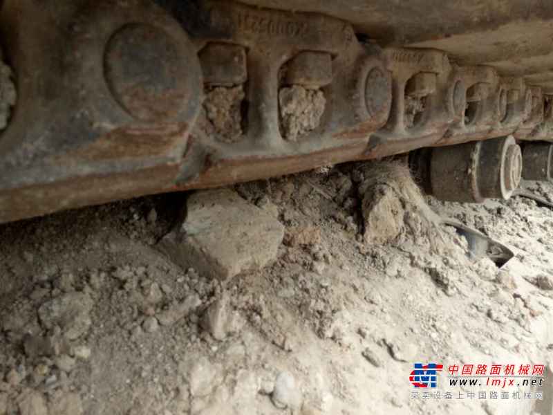 河南出售转让二手6000小时2010年日立ZX240LC挖掘机