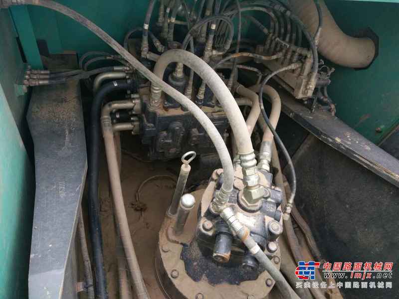 陕西出售转让二手8000小时2013年神钢SK270D挖掘机