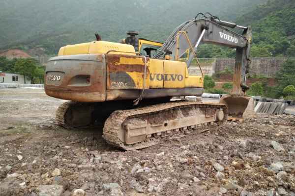 浙江出售转让二手23400小时2009年沃尔沃EC360BLC挖掘机