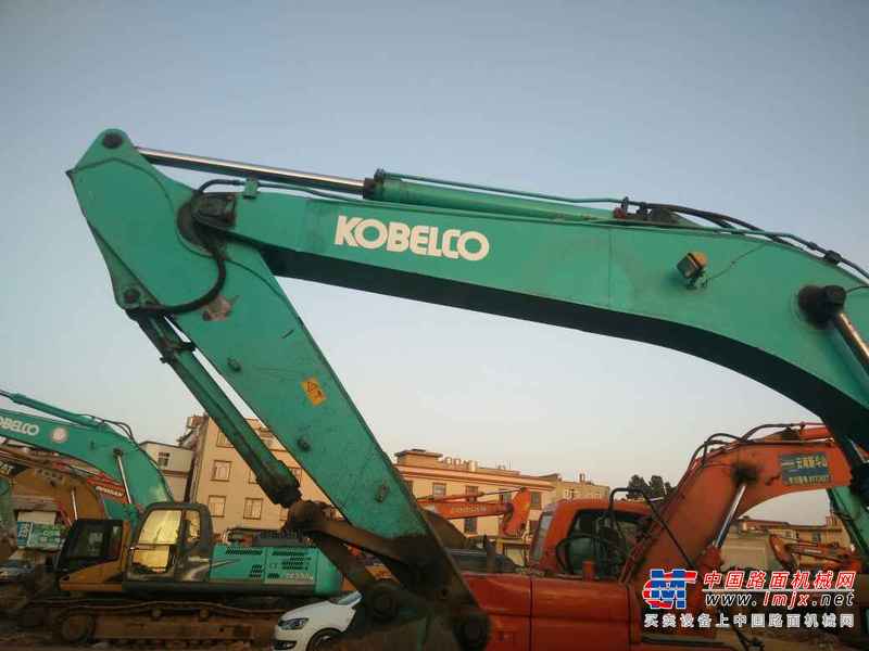 云南出售转让二手8324小时2011年神钢SK260LC挖掘机
