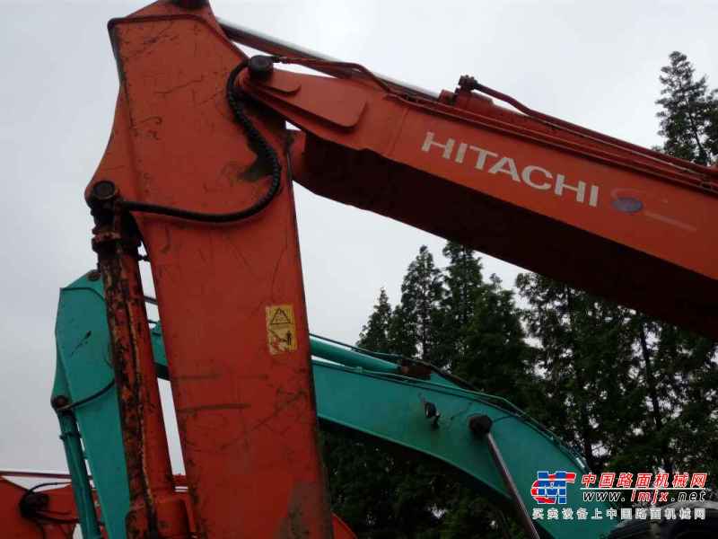 浙江出售转让二手9000小时2011年日立ZX120挖掘机