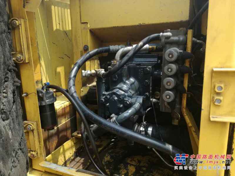 广东出售转让二手8536小时2004年小松PC120挖掘机