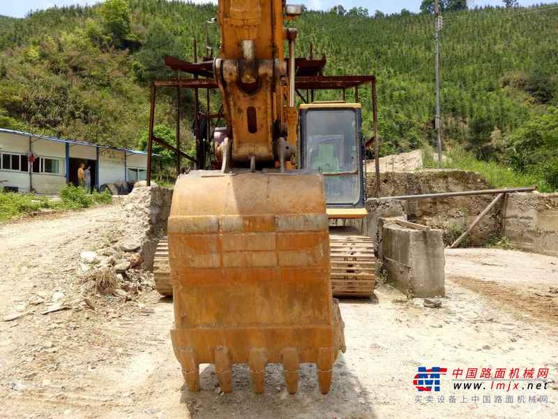 广东出售转让二手21800小时2003年卡特彼勒E200B挖掘机
