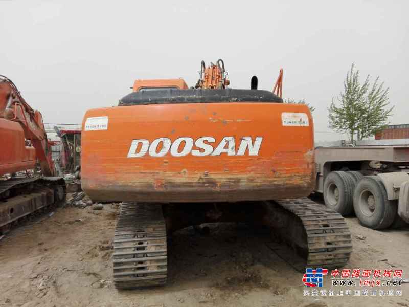 内蒙古出售转让二手15000小时2008年斗山DH220挖掘机