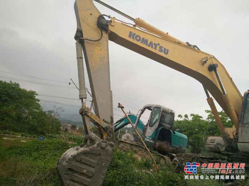 浙江出售转让二手9850小时2007年小松PC200挖掘机