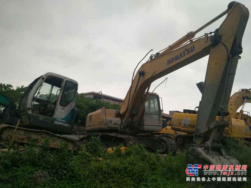 浙江出售转让二手9850小时2007年小松PC200挖掘机