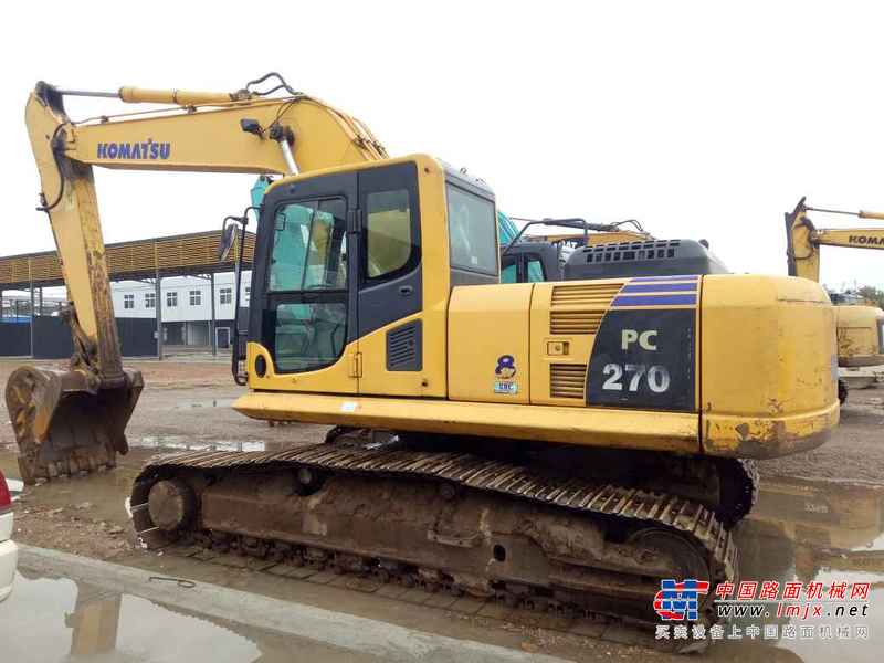 陕西出售转让二手6000小时2010年小松PC240挖掘机