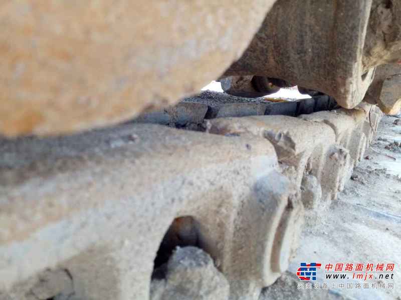 云南出售转让二手9000小时2011年现代R305LC挖掘机