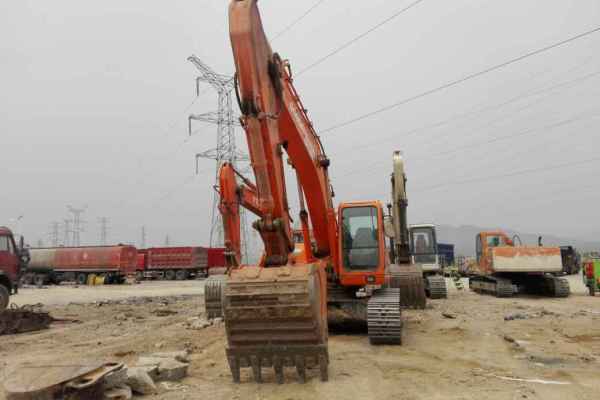 内蒙古出售转让二手14000小时2010年斗山DH300LC挖掘机