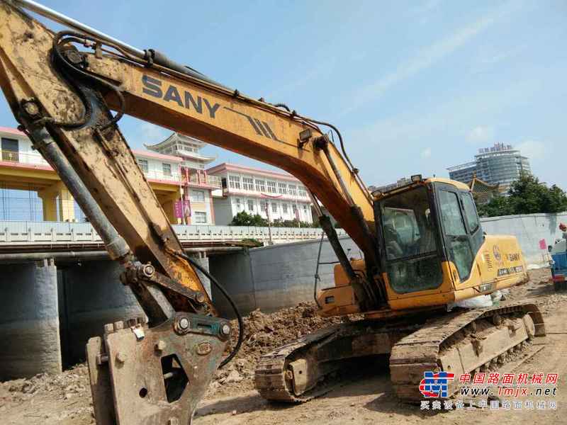 河南出售转让二手8000小时2009年三一重工SY215C挖掘机