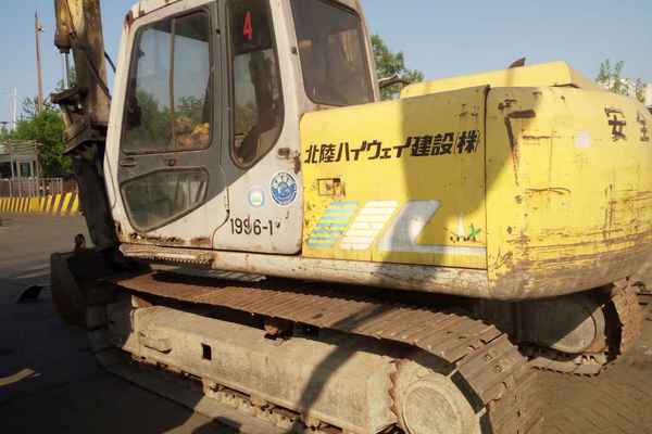 河北出售转让二手13000小时2003年住友SH120A2挖掘机