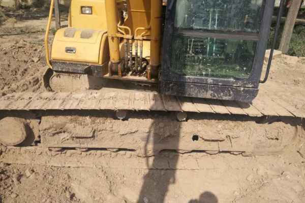 河南出售转让二手4500小时2012年厦工XG815挖掘机