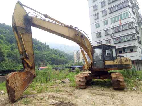广东出售转让二手21000小时2003年卡特彼勒200B挖掘机