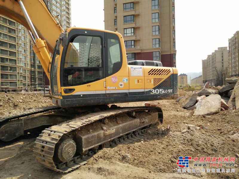 河北出售转让二手8000小时2011年现代R275LC挖掘机